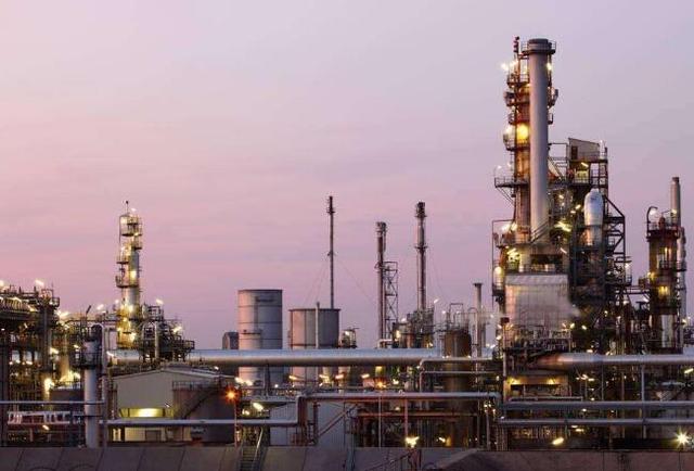 严格规范管网铺设、设备安装及压力测试等技术环节