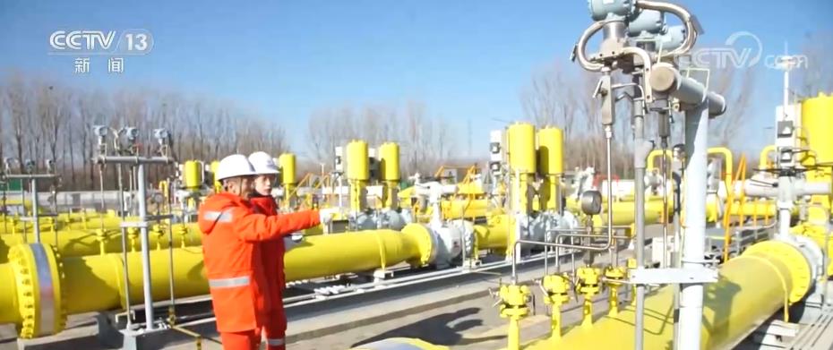 连续2日被主力资金减仓;所属行业主力净流入-1.10亿