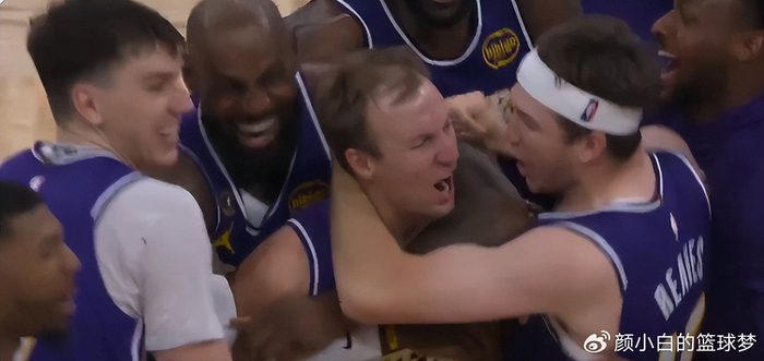 勒布朗·詹姆斯历史性突破：1612场里程碑战逆转